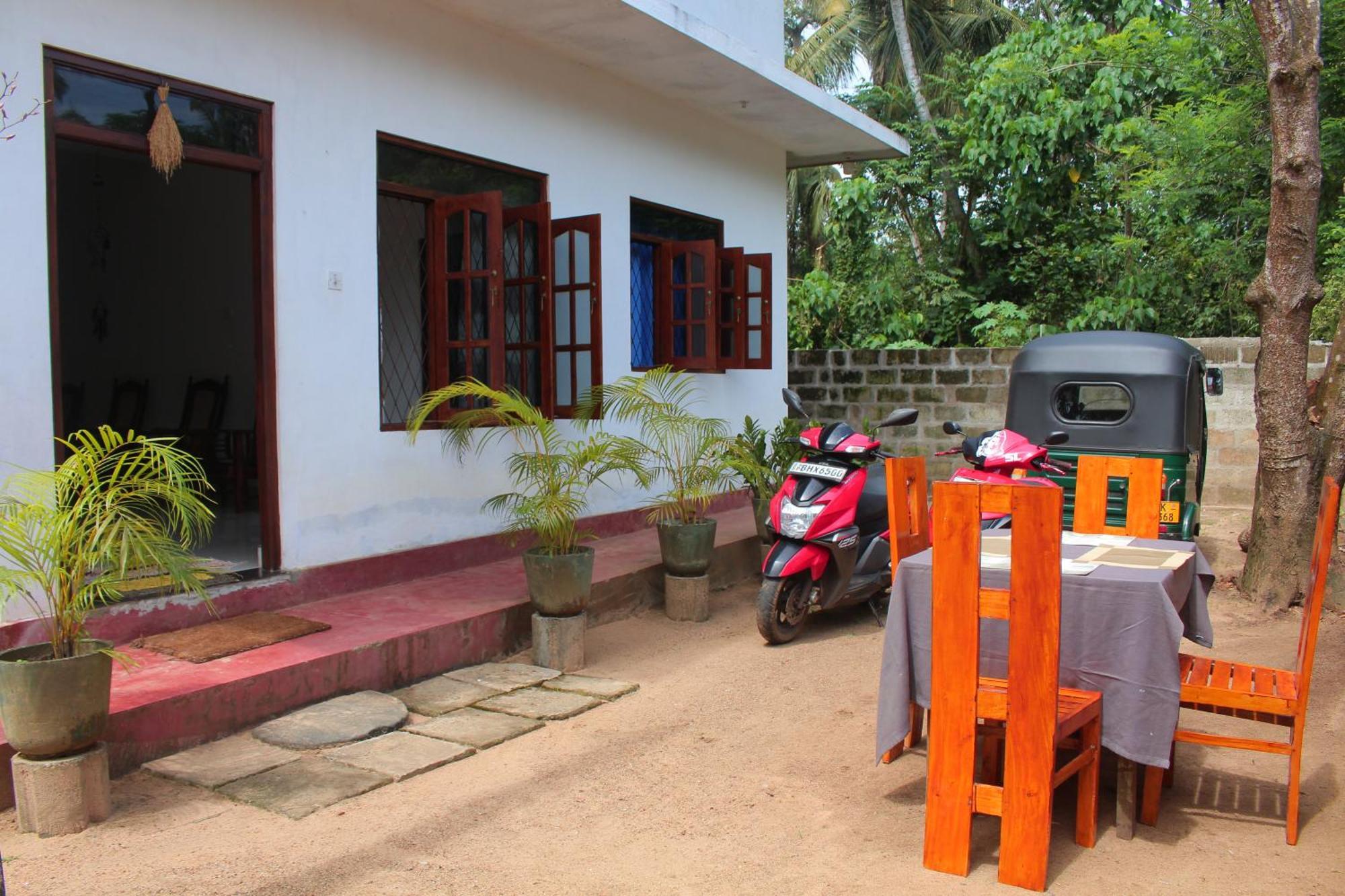 Talalla Mango House Екстериор снимка